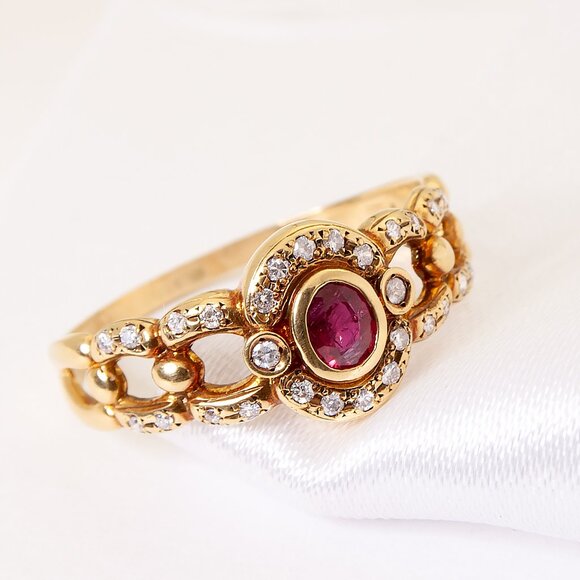 Vintage Ladies' 18kt Yellow Gold Ruby and Diamond Ring, Size 11, For Women - Picture 6 of 6